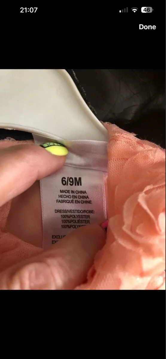 Girls stunning dress 6/9 mths €10 - Image 3