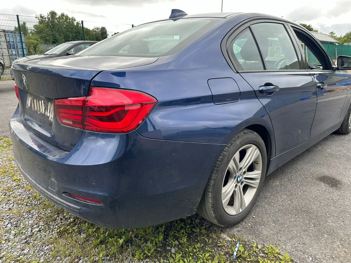 17 BMW 320 2.0 D (B47D20A) FOR BREAKING - Image 3