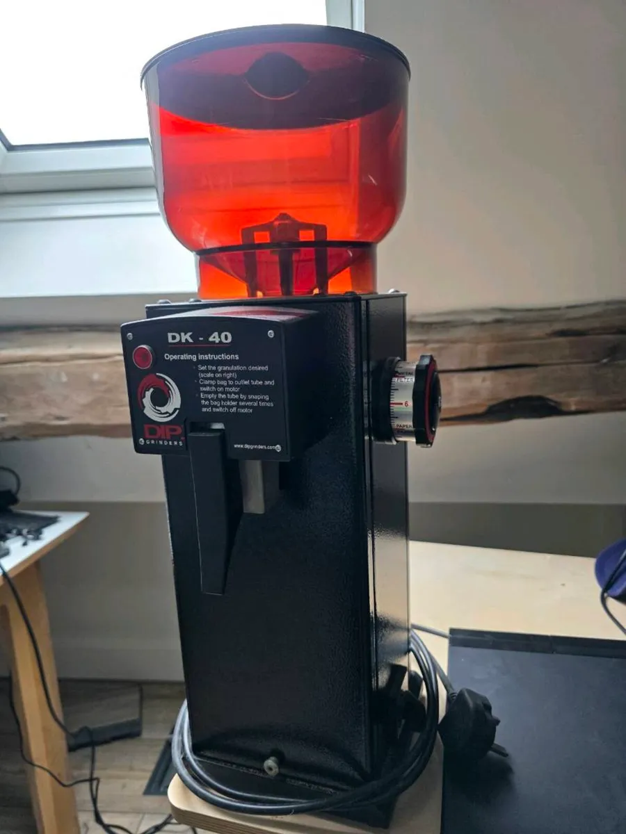 DIP DK-40 Coffee Shop Grinder - Image 1