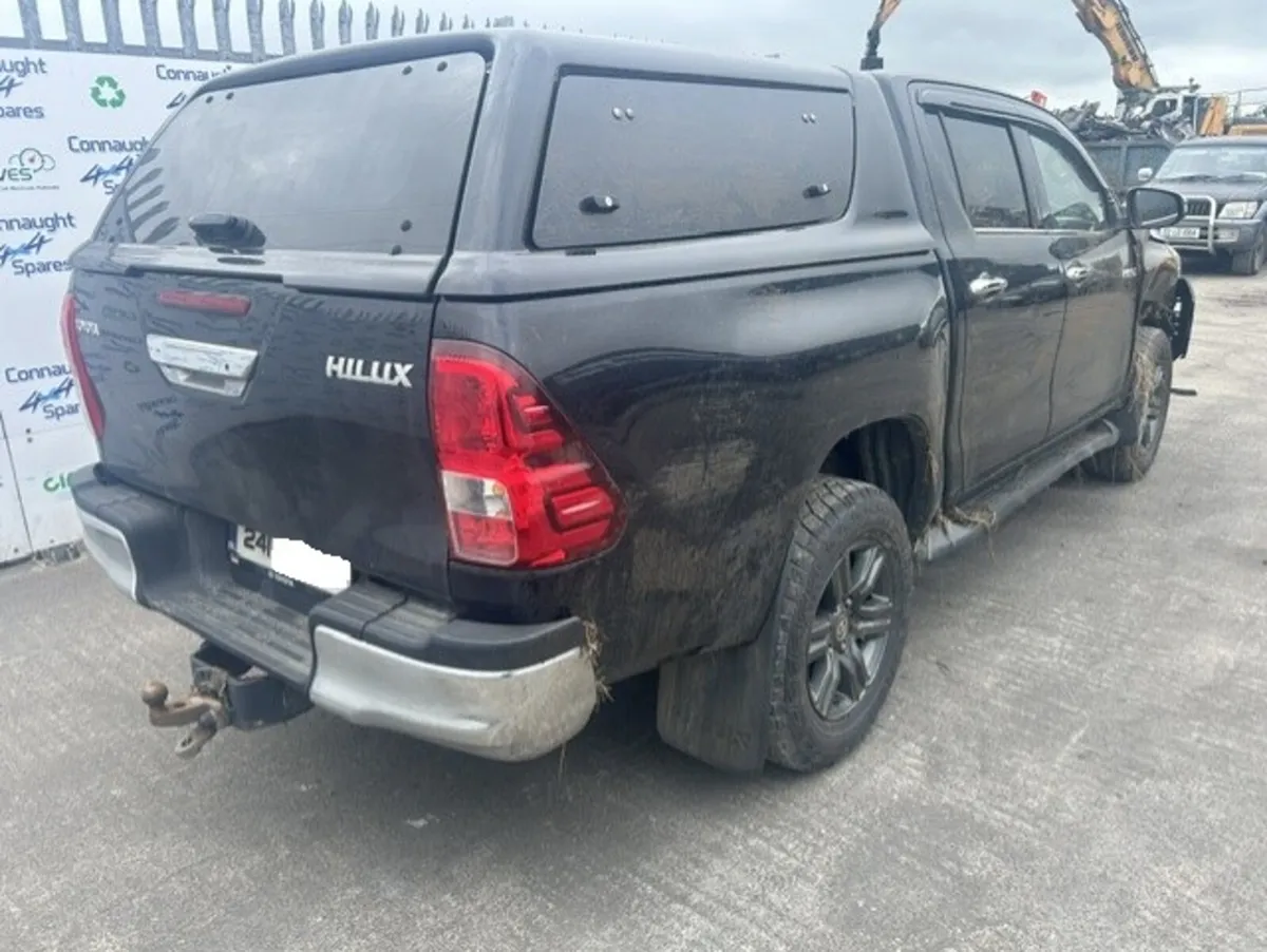2024 TOYOTA HILUX 2.8D JUST IN FOR BREAKING - Image 4
