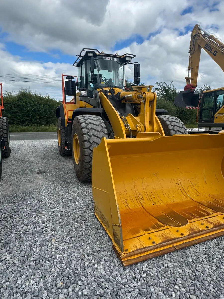 SDLG Wheel Loaders - Image 1
