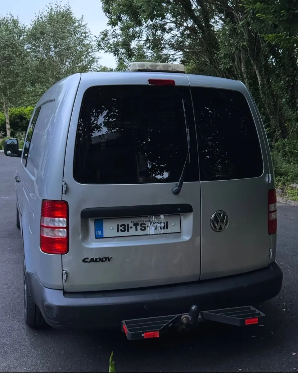 VW Caddy Maxi 1.6 TDI - 5 Seater Crew Cab - Image 4