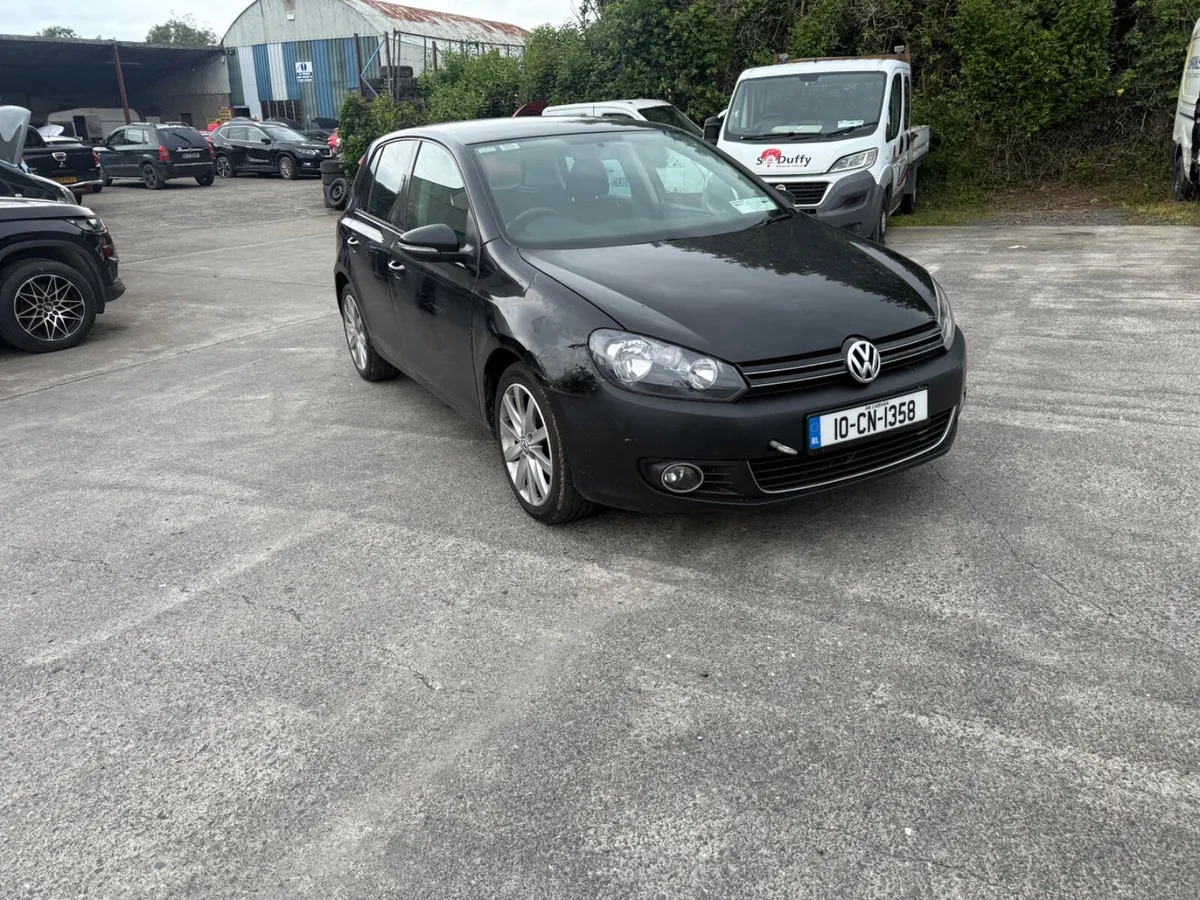 2010 VW Golf 1.6 TDI HighLine - Image 2