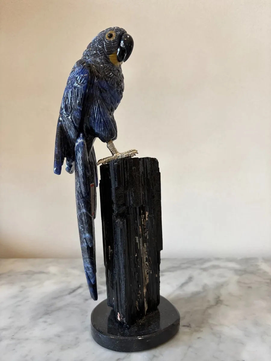 🦜 Large Hand-Carved Blue Sodalite Macaw - Image 1