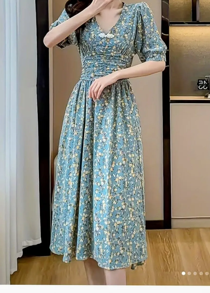 Vintage dress/new/FREE POSTAGE - Image 1