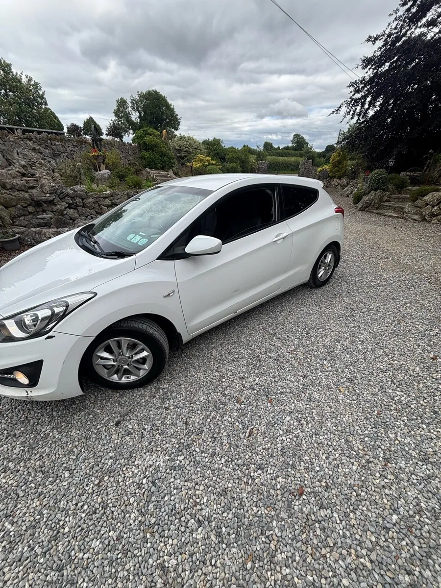 Hyundai I30 Van - Image 2