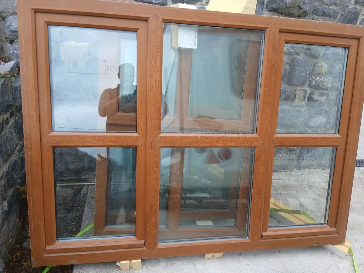 Golden Oak windows - Image 1