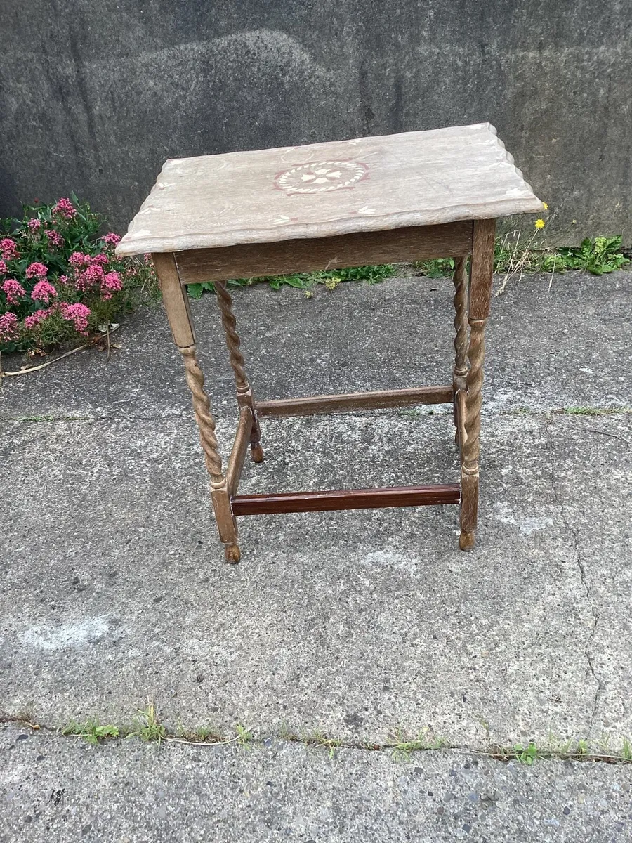 Table - Image 1