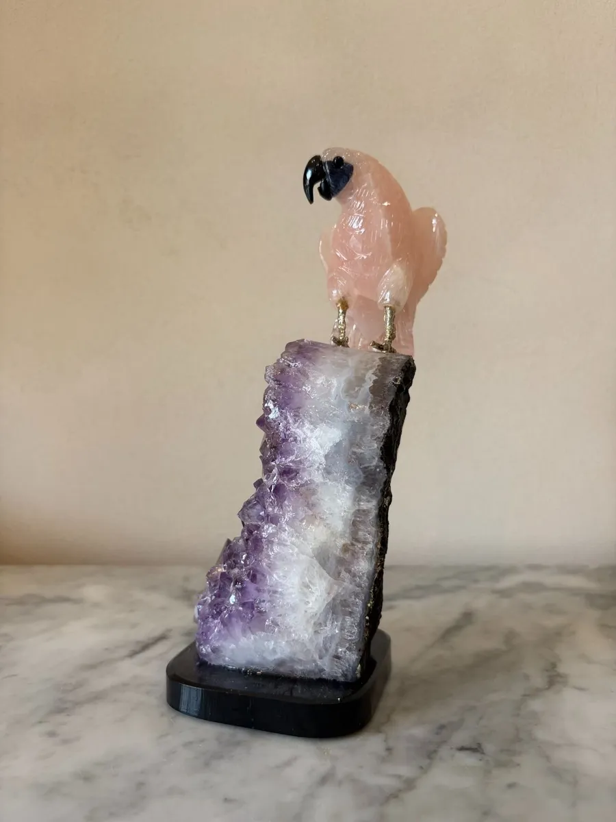 🌸 Rose Quartz Parrot on Large Amethyst Geode - Image 3