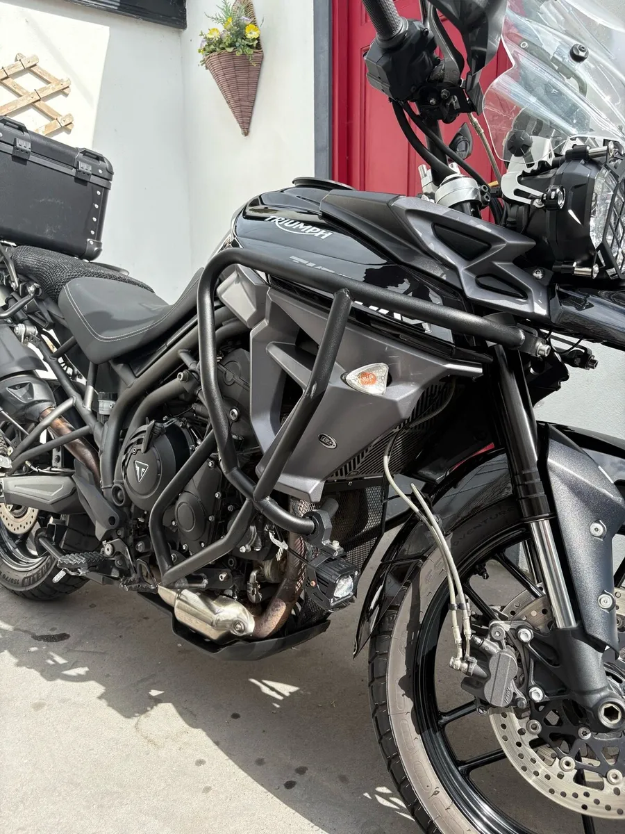 2017 Triumph tiger 800 crx - Image 2