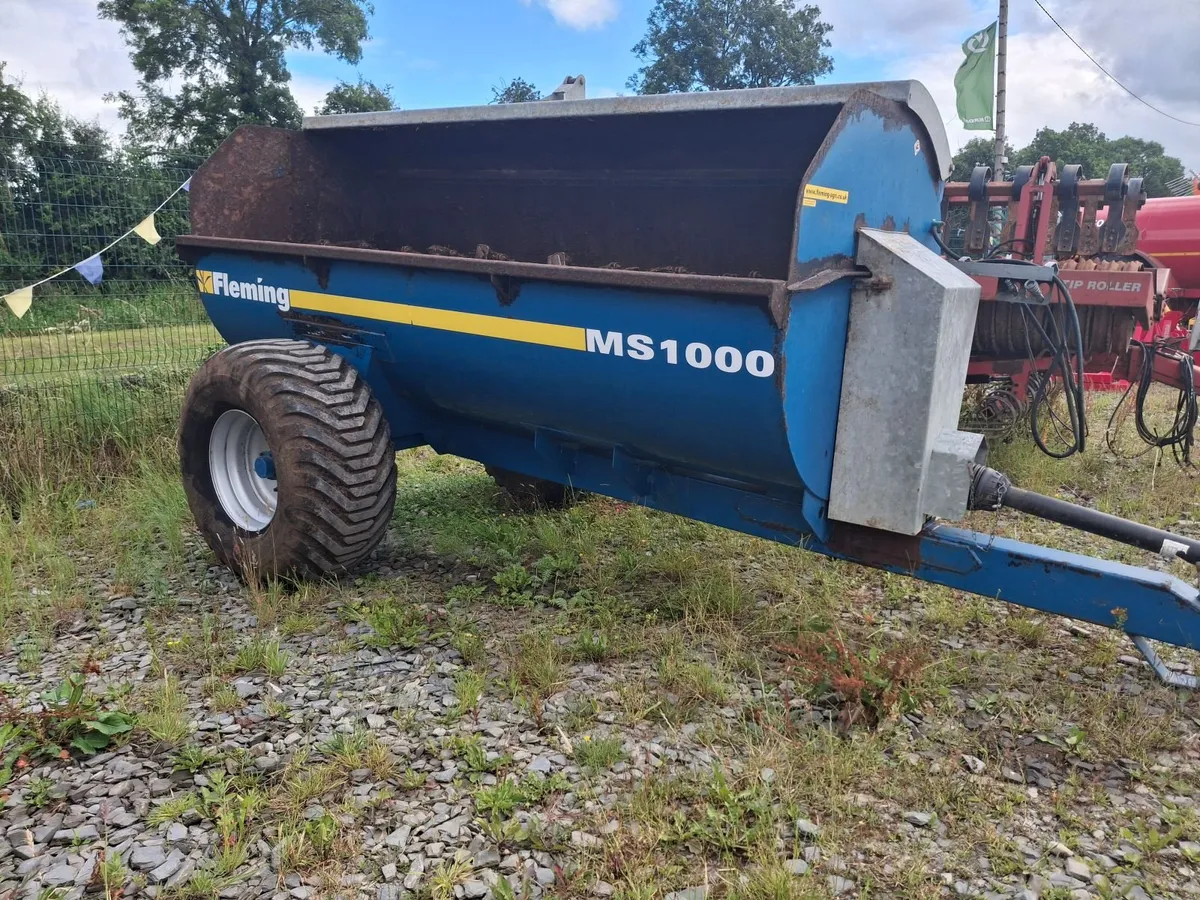Fleming 1000 Muck Spreader - Image 1