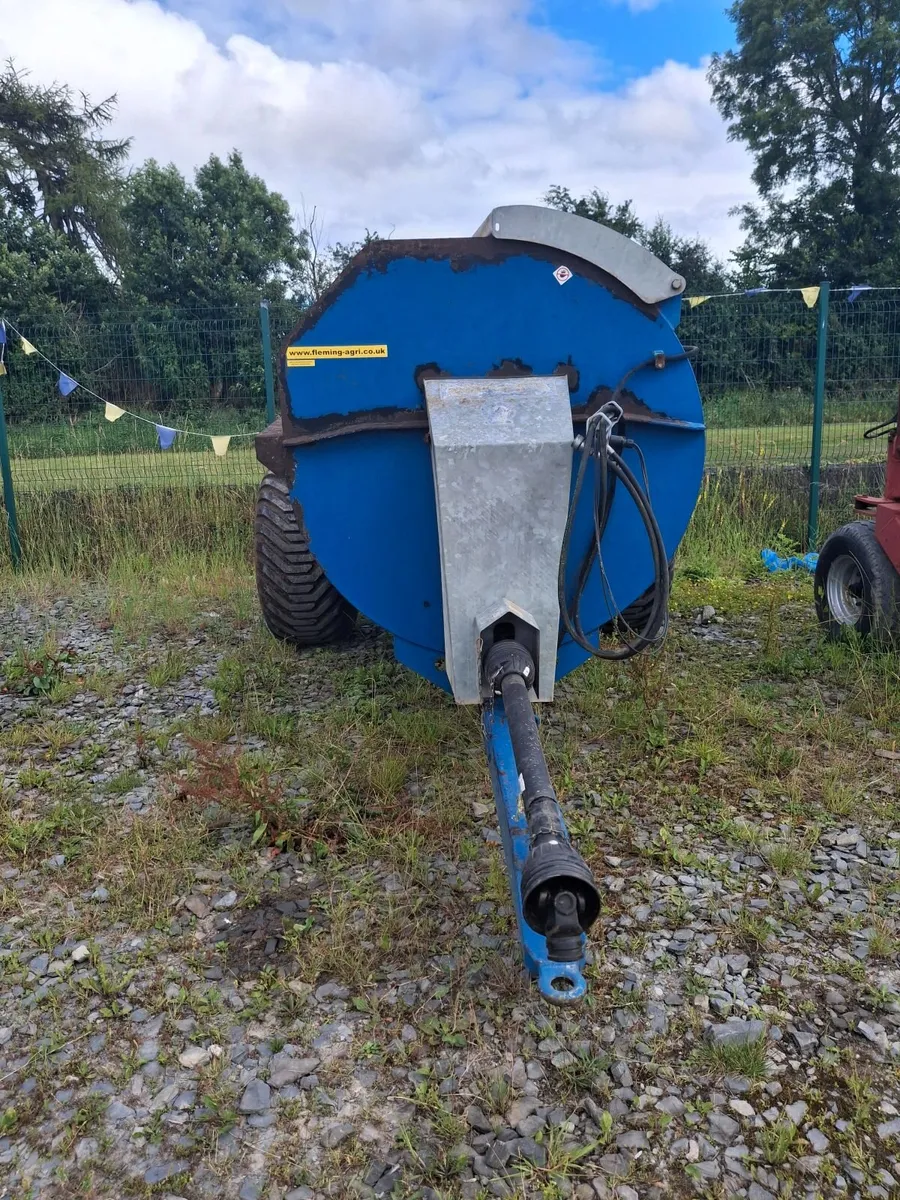 Fleming 1000 Muck Spreader - Image 3