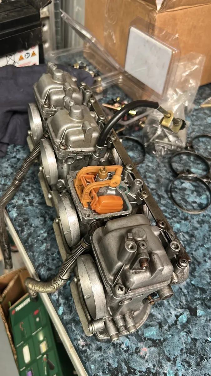 Suzuki Gsxr 1100 - Image 3