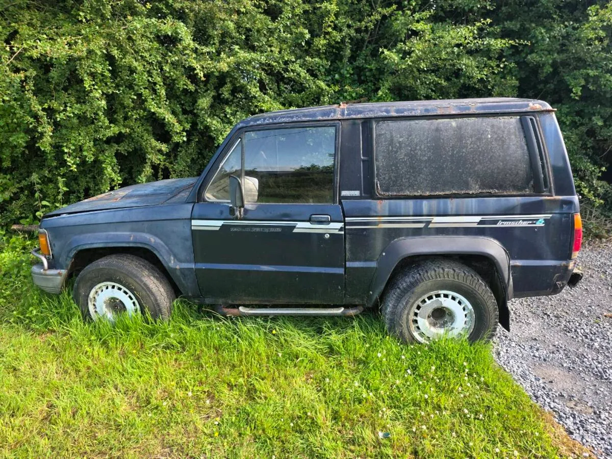 Isuzu Bighorn Irmscher S SWB 2.8 IC - Image 1