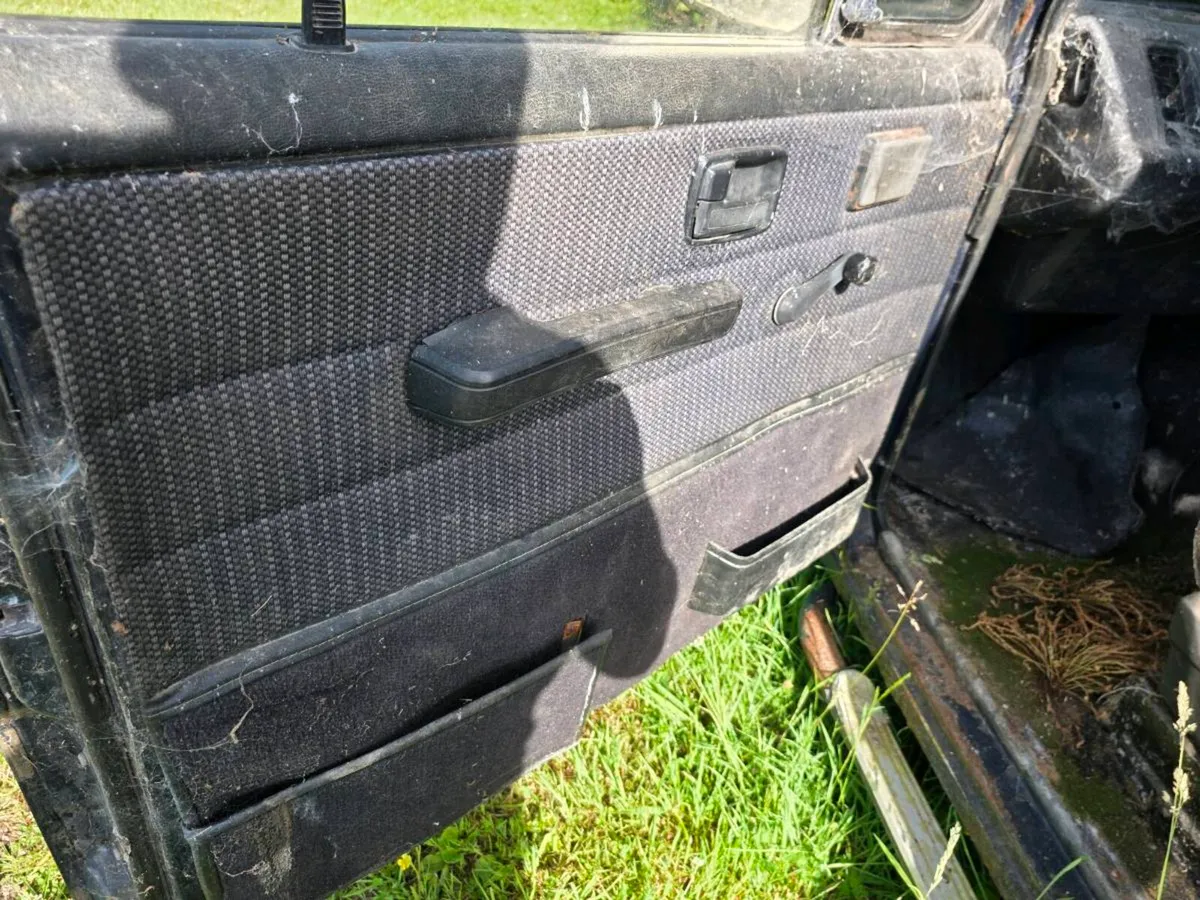Isuzu Bighorn Irmscher S SWB 2.8 IC - Image 4