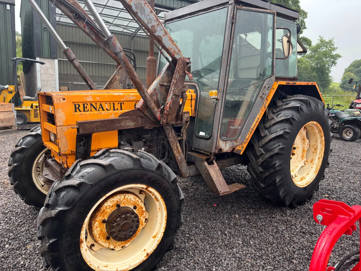 Renault 68-14 & loader - Image 2