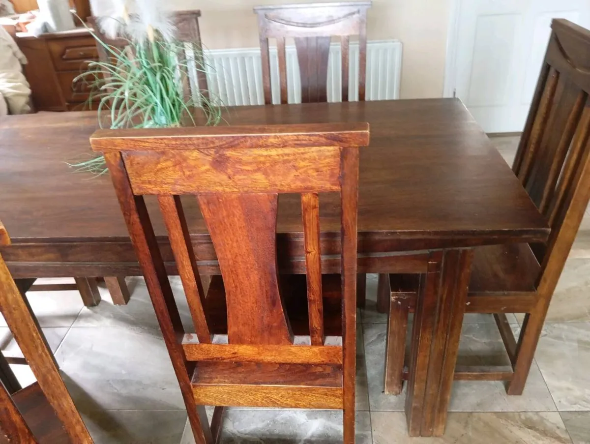 Kitchen Table and chairs - Image 3
