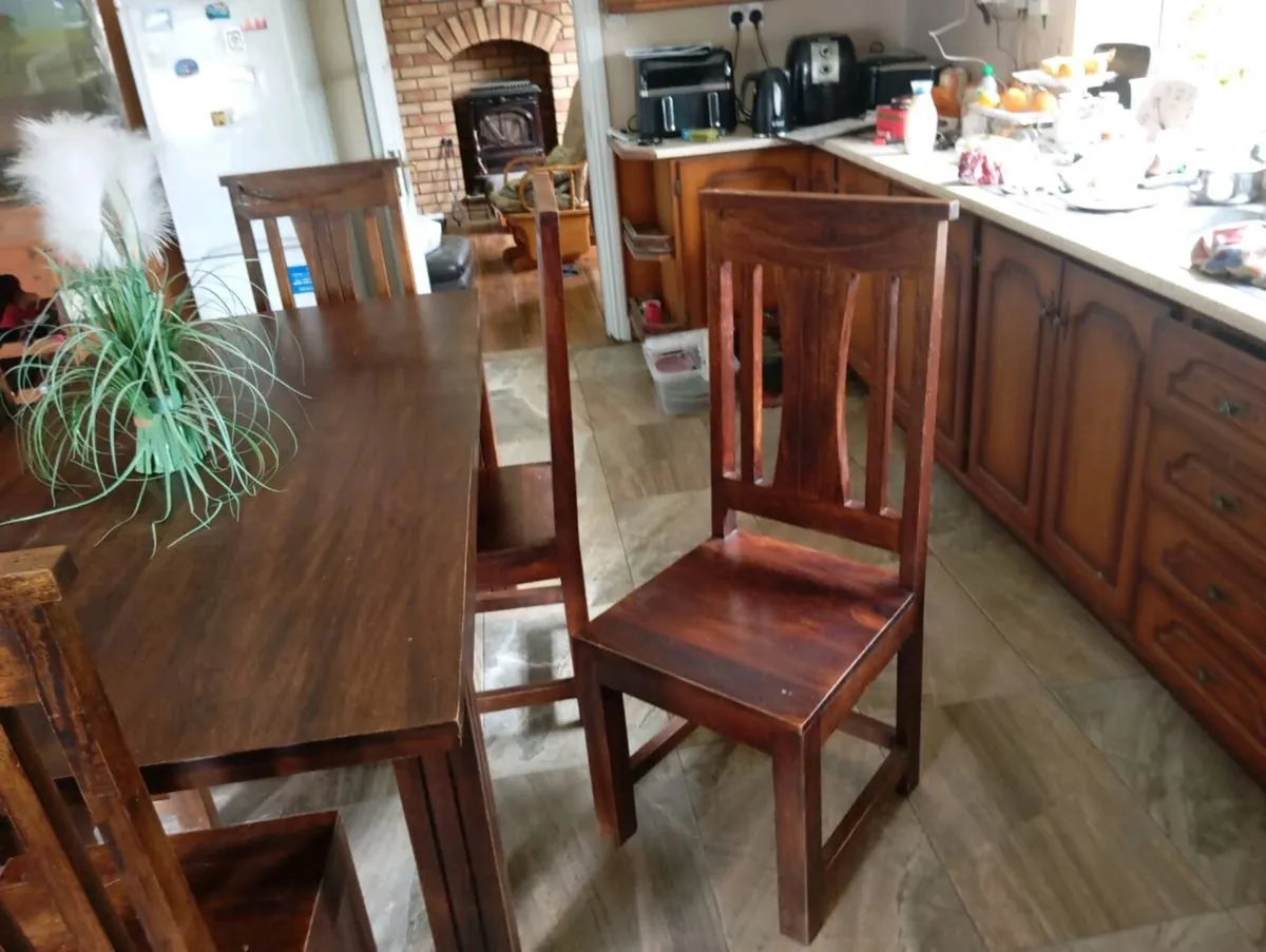 Kitchen Table and chairs - Image 4