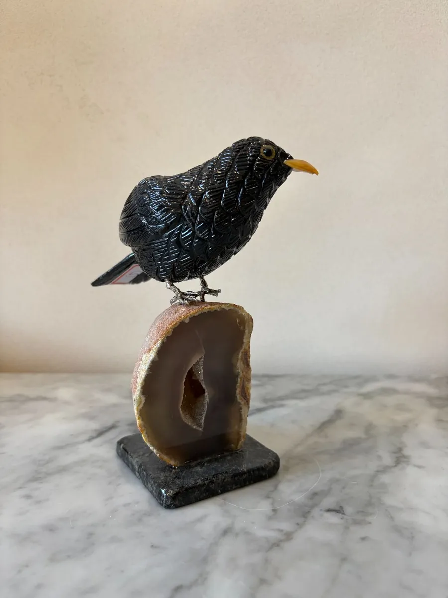🐦 Hand-Carved Gemstone Blackbird on Crystal Geode - Image 1