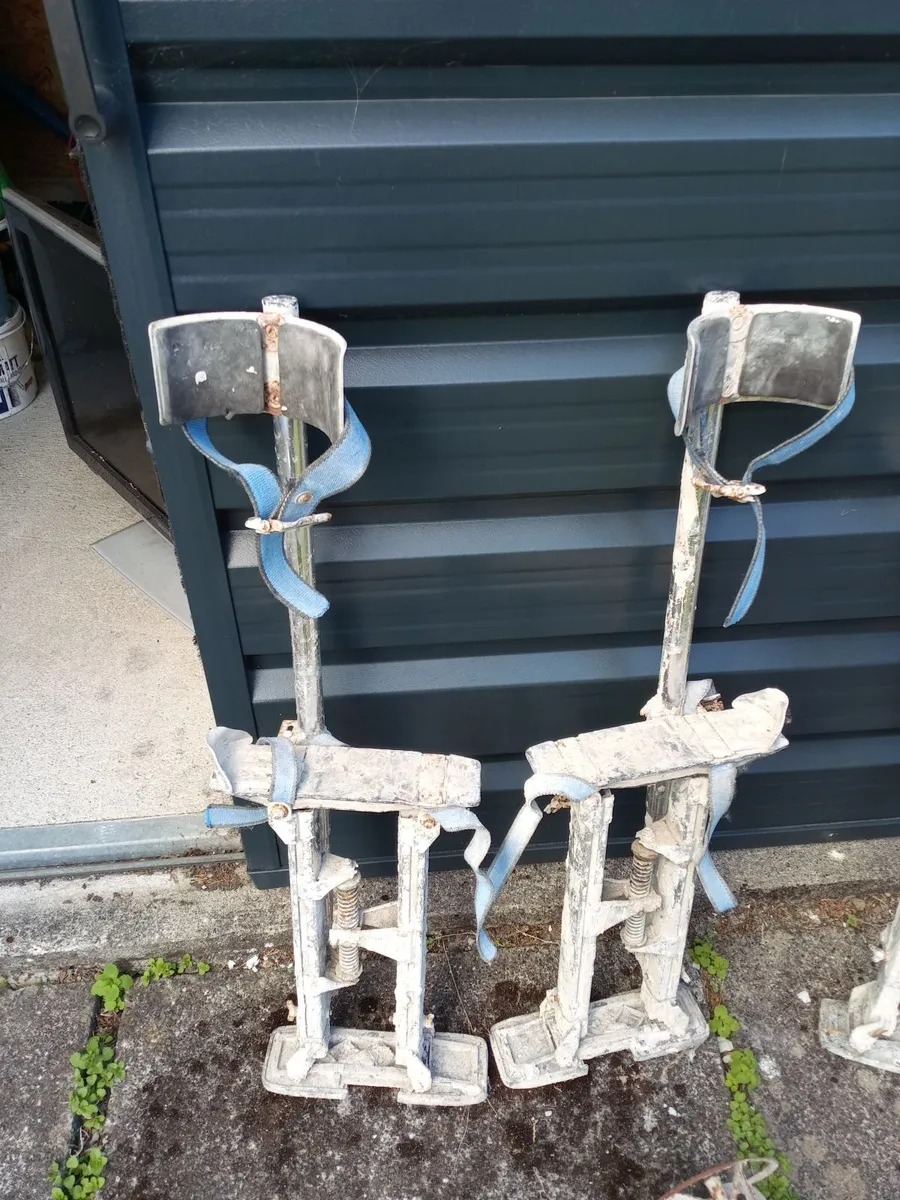 Plastering stilts