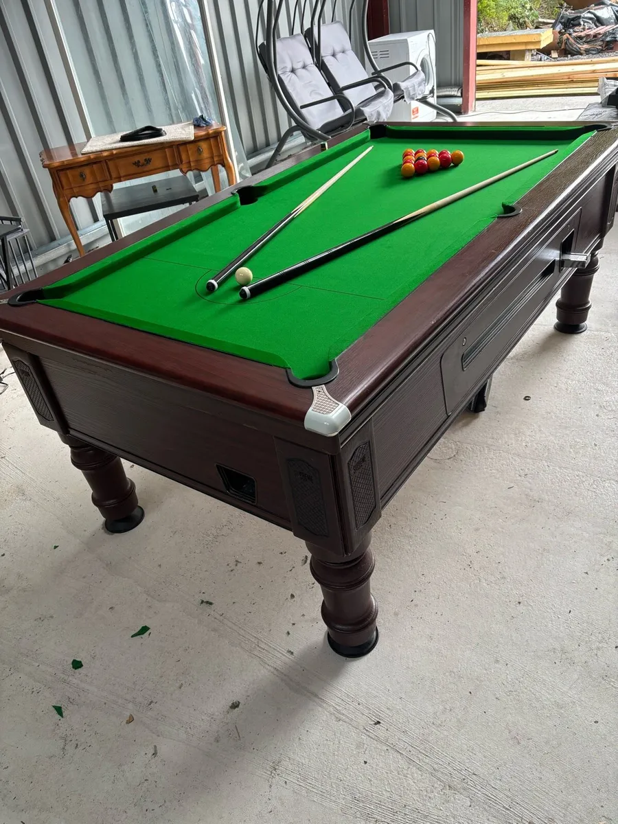 Pool Table - Image 4