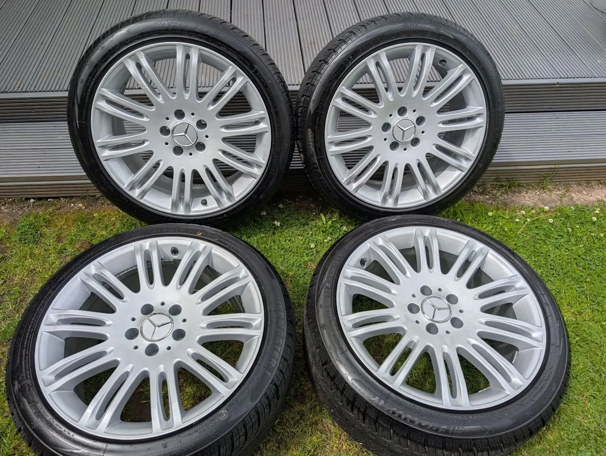 R18 5X112 OEM MERCEDES BENZ W211 E CLASS WHEELS - Image 1