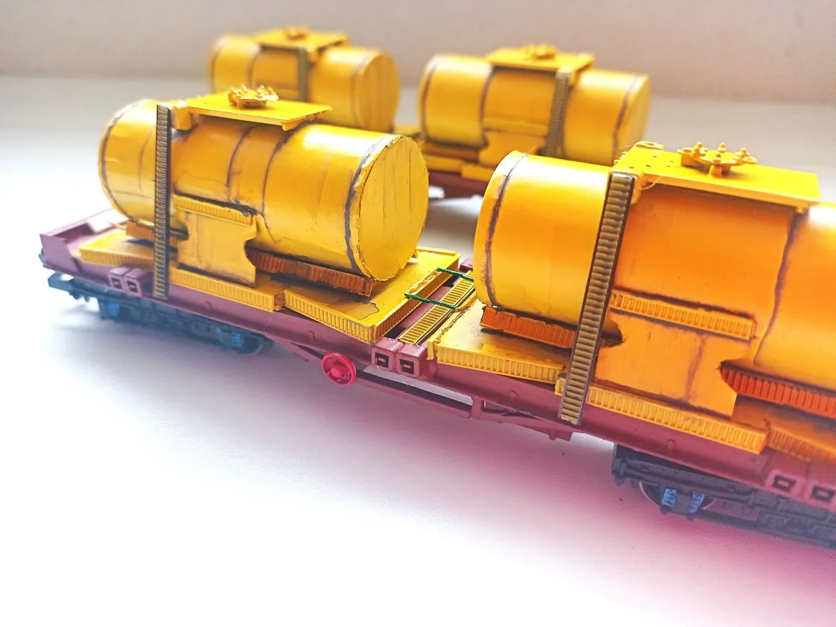 MODEL RAILWAY  IRISH  SPERRY  TANKERS - Image 2
