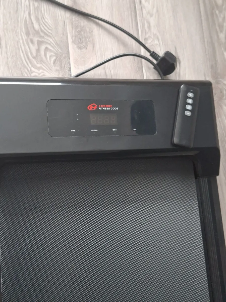 Treadmill - Image 2