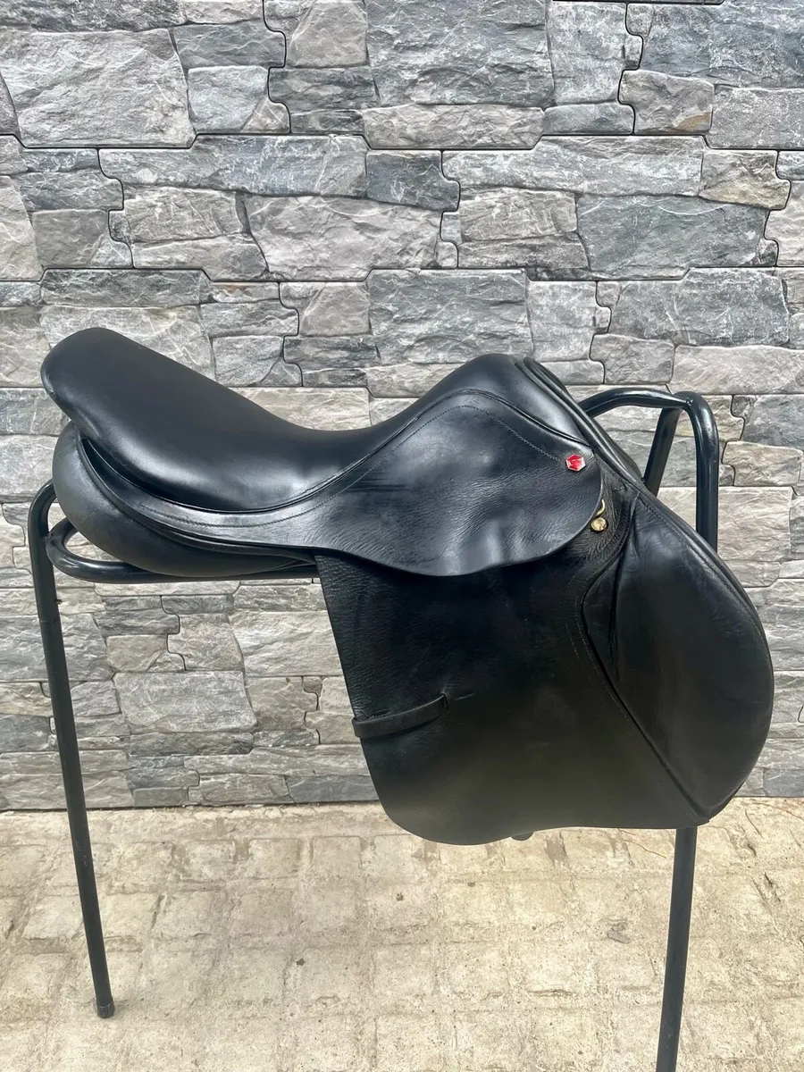 Albion Saddle 16.5” - Image 2