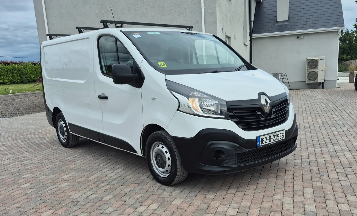 Renault Trafic 2016 - Image 1