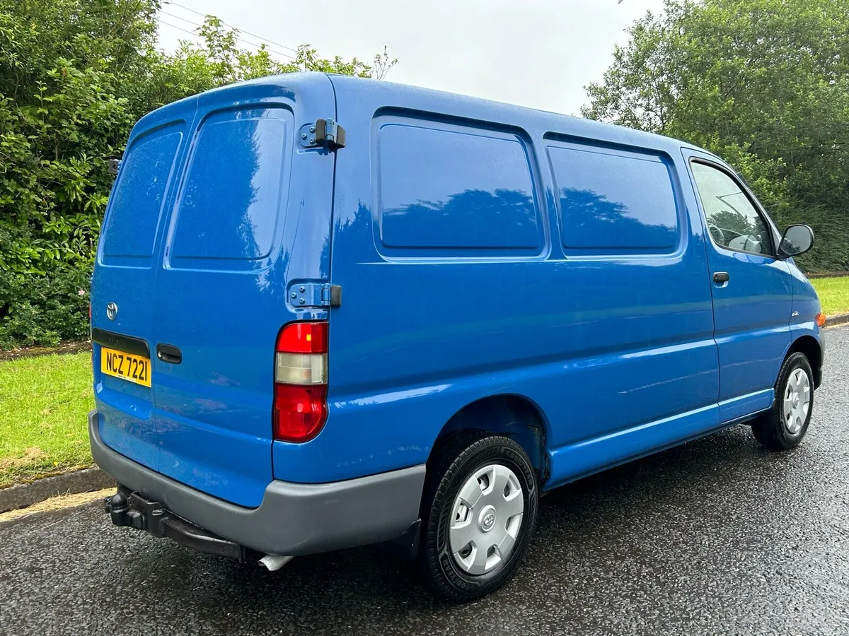 2002 Toyota Hiace 2.5D4D 280 S 23K Miles From New - Image 3