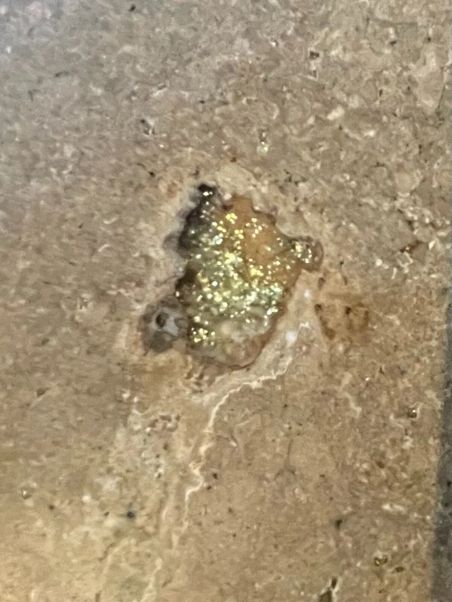 Golden Marble Table - Image 3