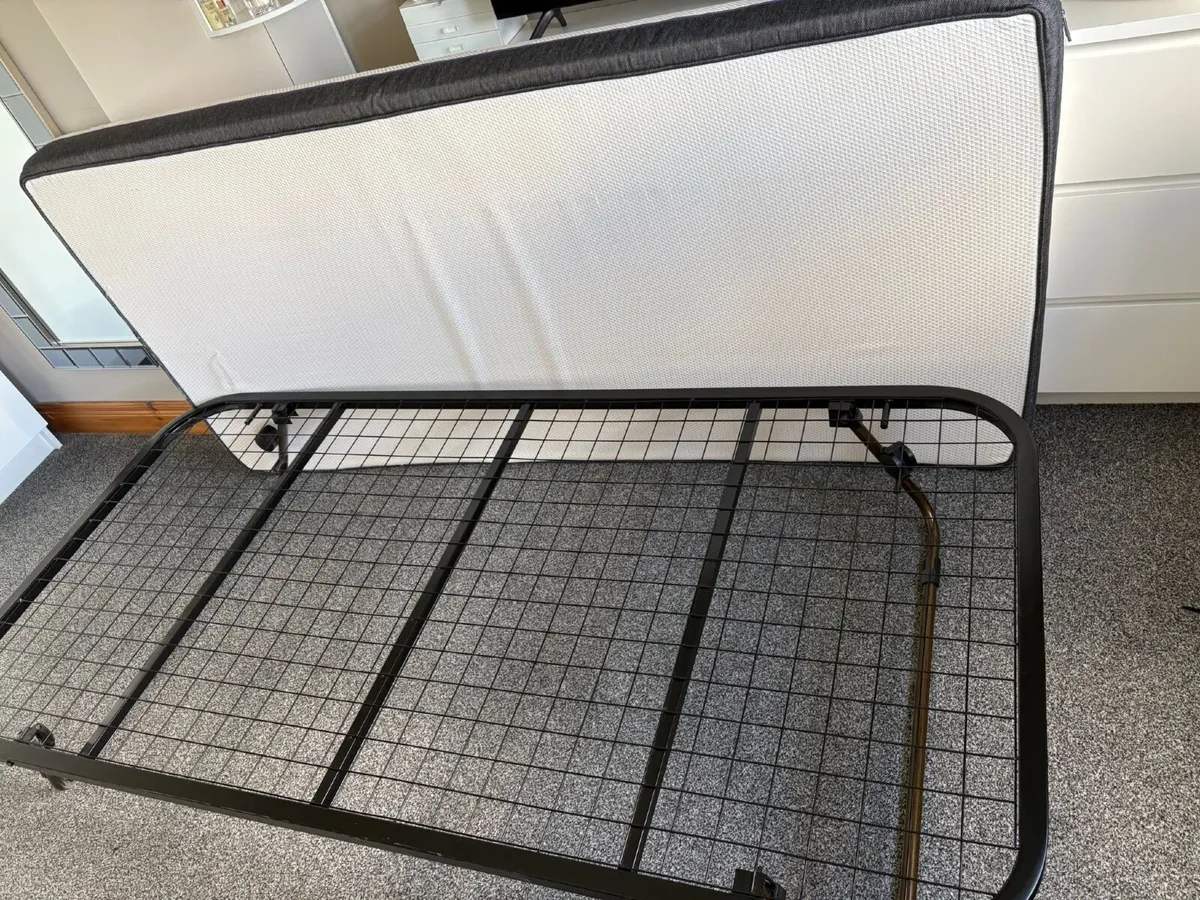 Bed/Mattress - Image 3