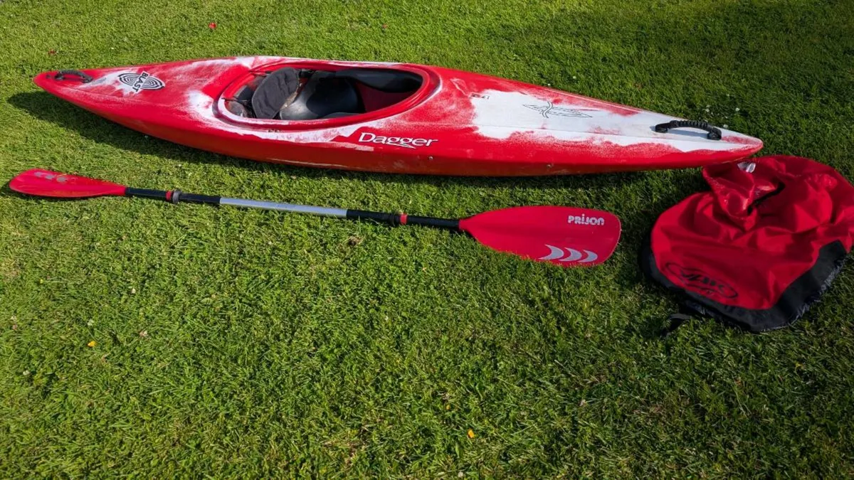 Kayak, Dagger Blast - Image 1