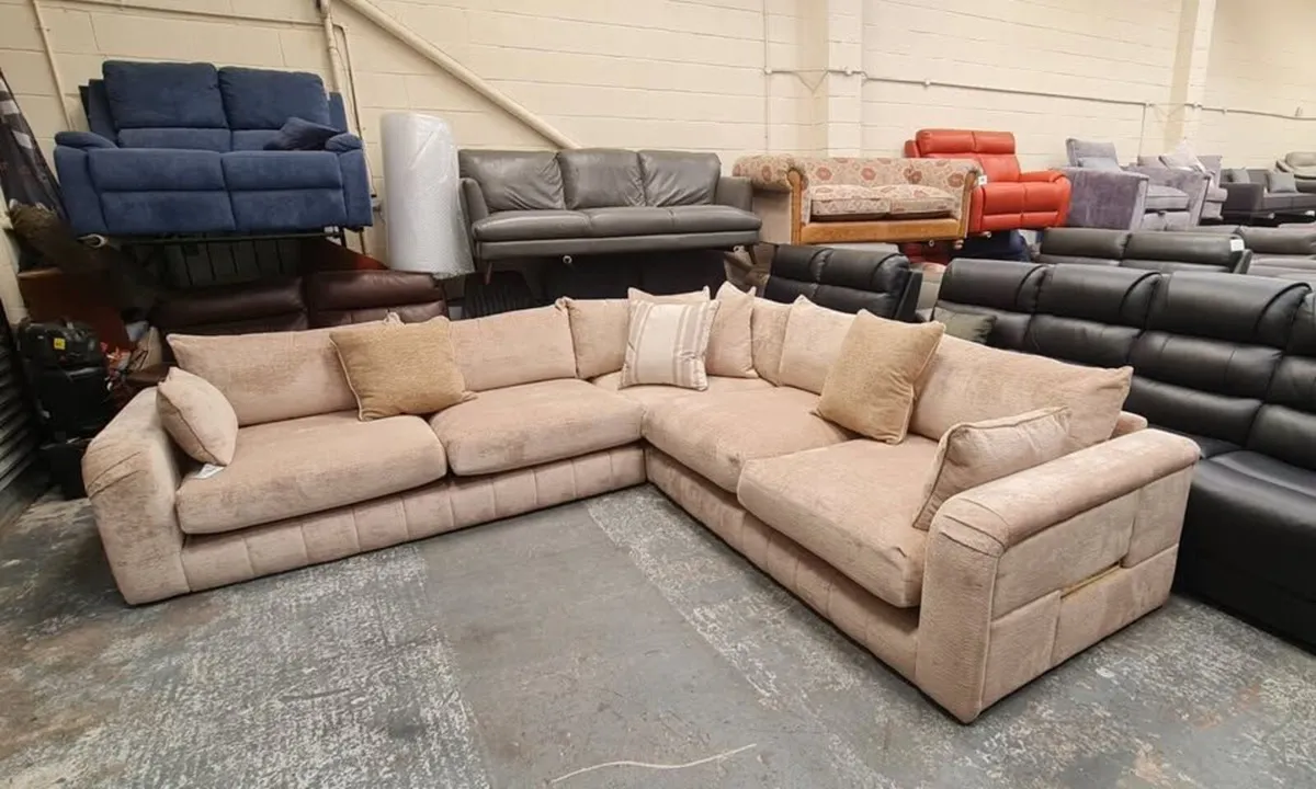 The Westwood Teddy chenille fabric corner sofa - Image 1