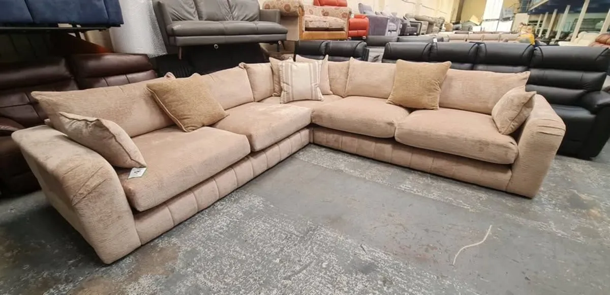 The Westwood Teddy chenille fabric corner sofa - Image 2