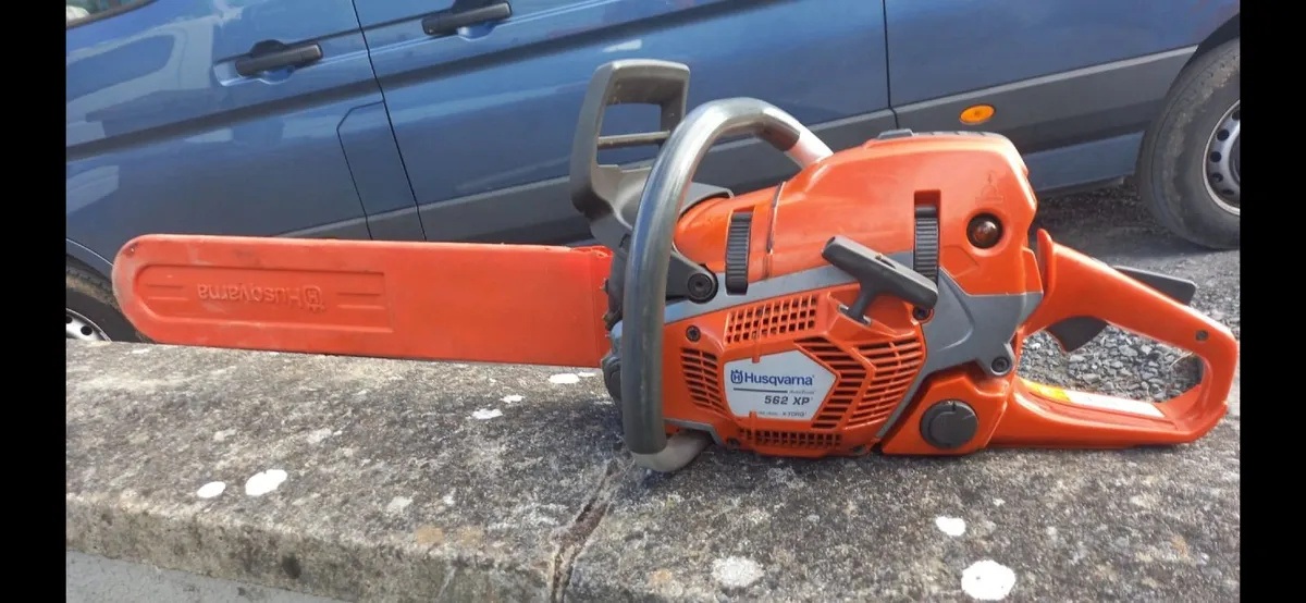 HUSQVARNA PROFESSIONAL CHAINSAW 562XP - Image 2
