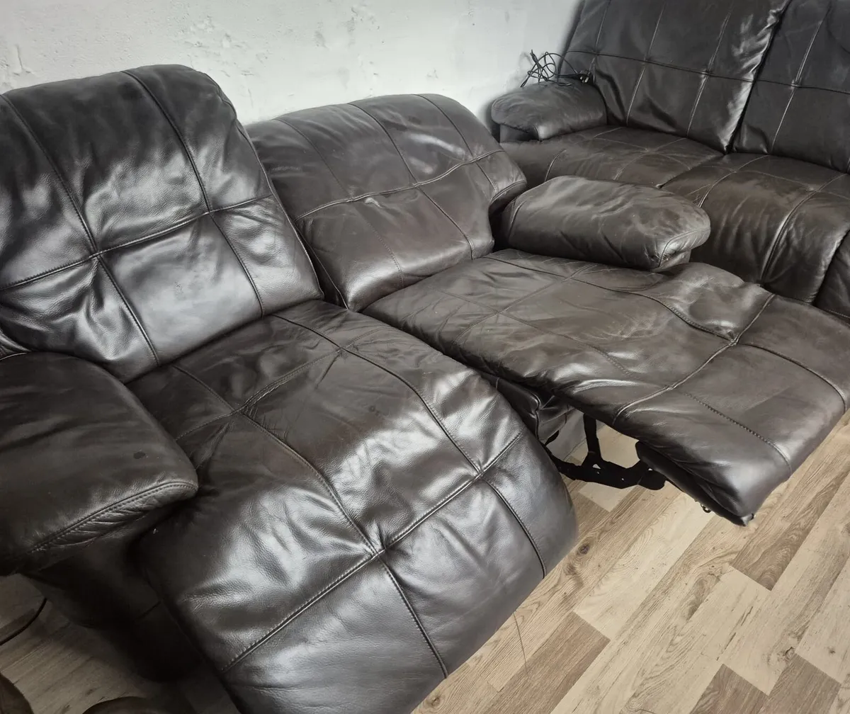 Electric recliners 3.2.1 ,Delivery possible - Image 4
