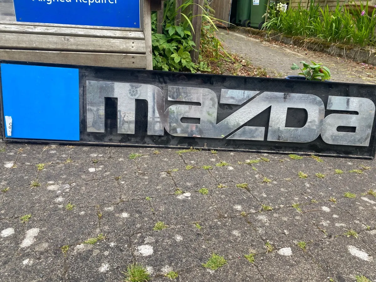 Car signs - Image 4