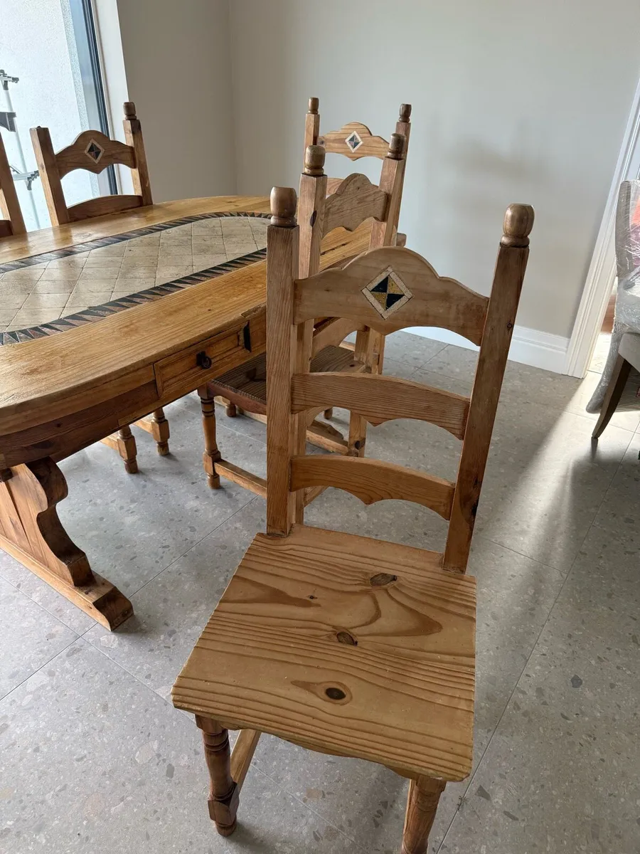 Table set - Image 3