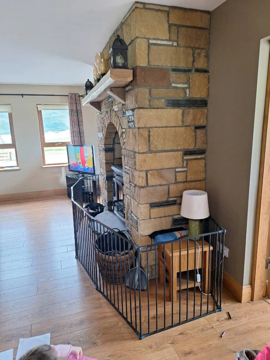 Fireguard./ Safety gate - Image 2