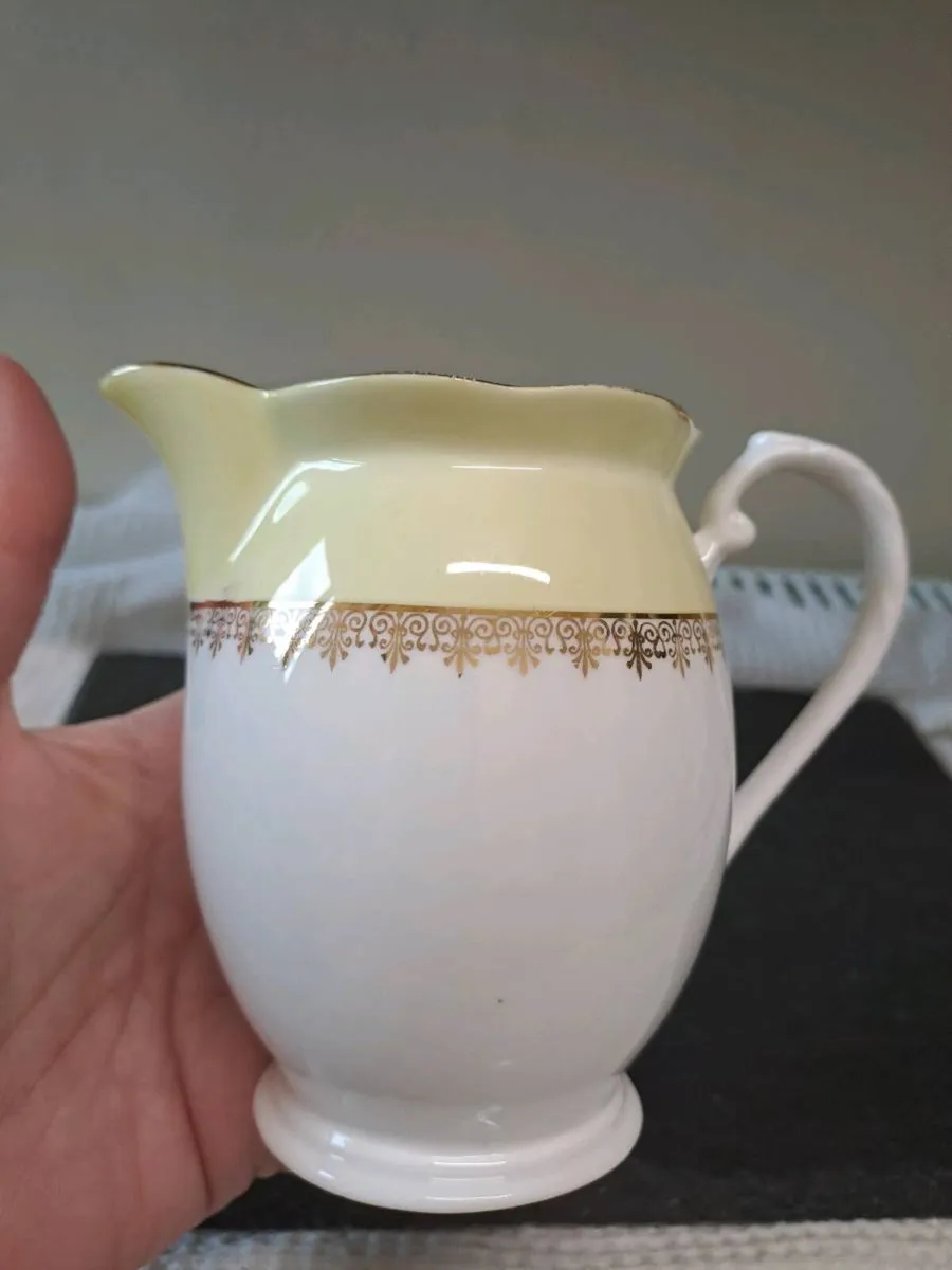 Royal Grafton Bone China Milk Jug - Image 3