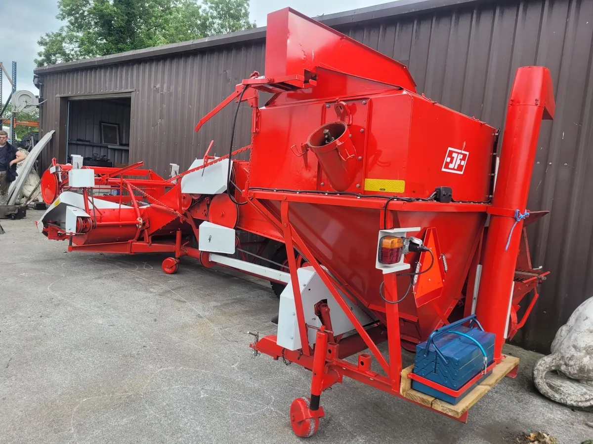 JF MS 70 Combine harvester fully restored - Image 4