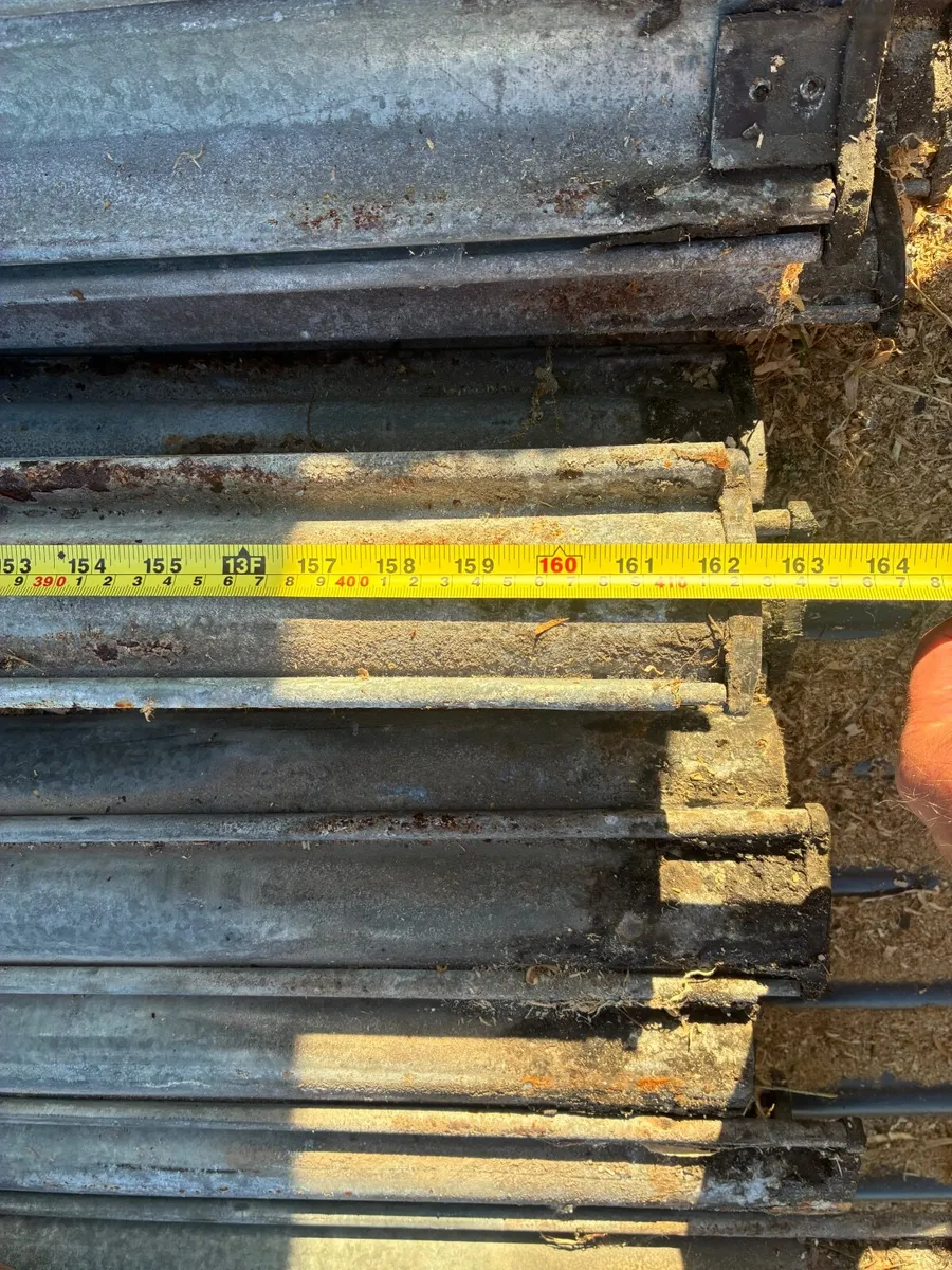 Roller door - Image 1
