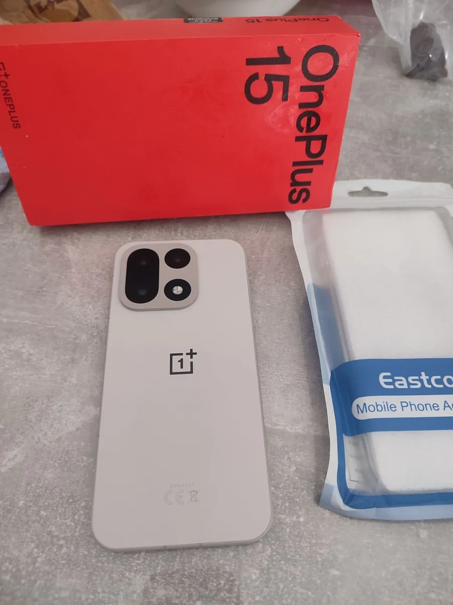 One plus 15 - Image 1