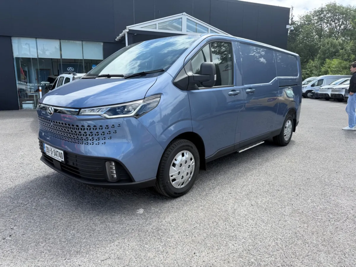 Maxus DELIVER 7 Lux - Image 1