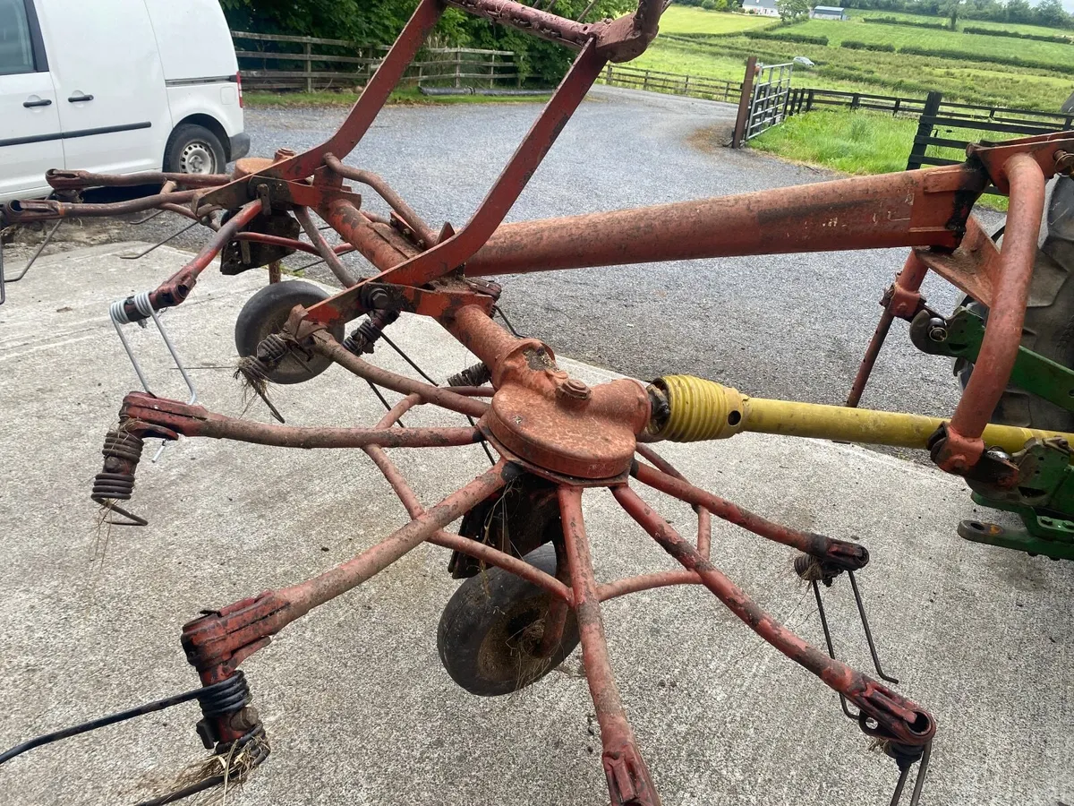 LELY  GEMINI  TEDDER/ ROWER - Image 1