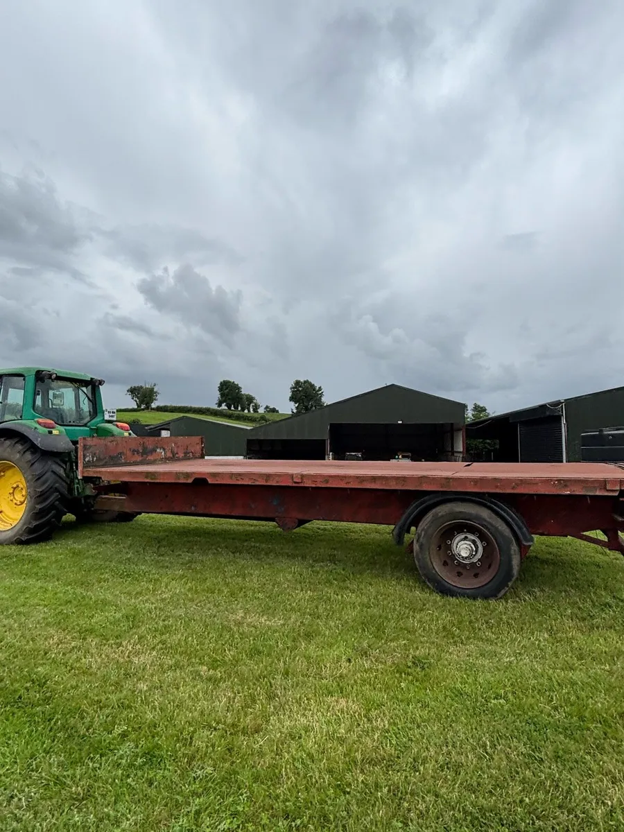 bales trailer - Image 1