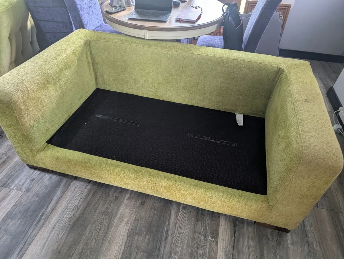 2x Two seater fama Sofas - Image 4