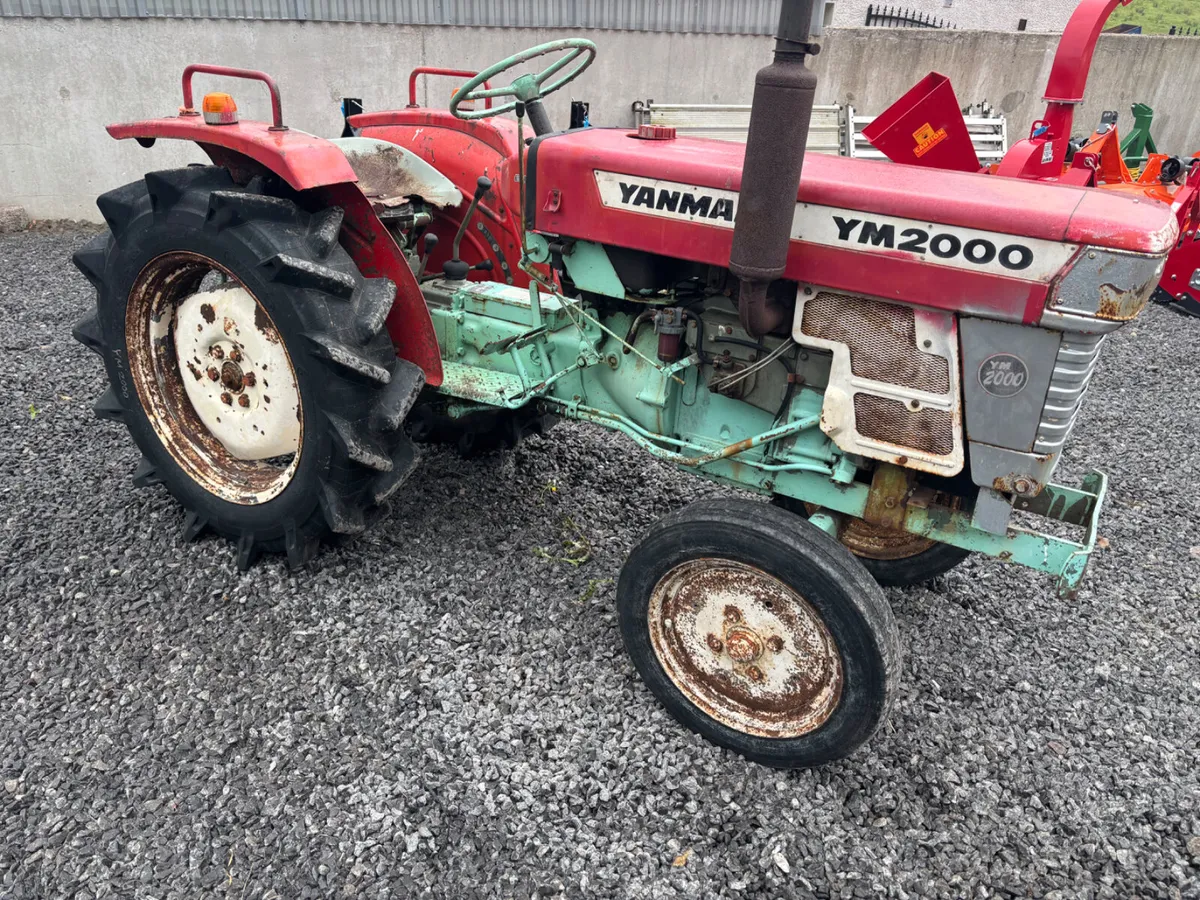 Yanmar ym2000 compact tractor - Image 1